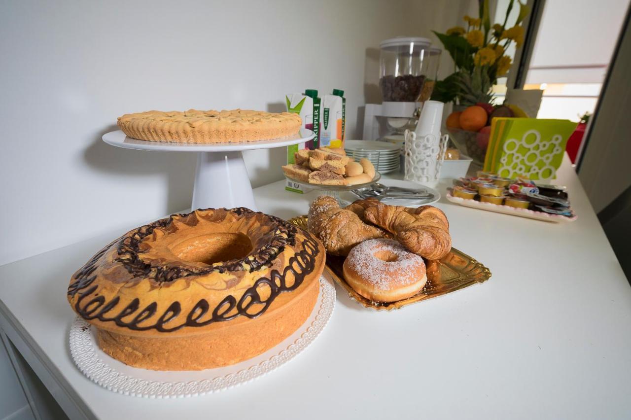 Pineta Del Mare Bed & Breakfast Alba Adriatica Bagian luar foto