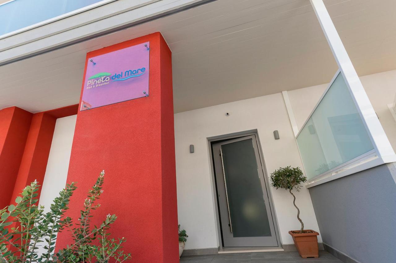 Pineta Del Mare Bed & Breakfast Alba Adriatica Bagian luar foto